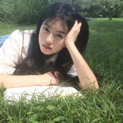阿布格莱布的男孩海报